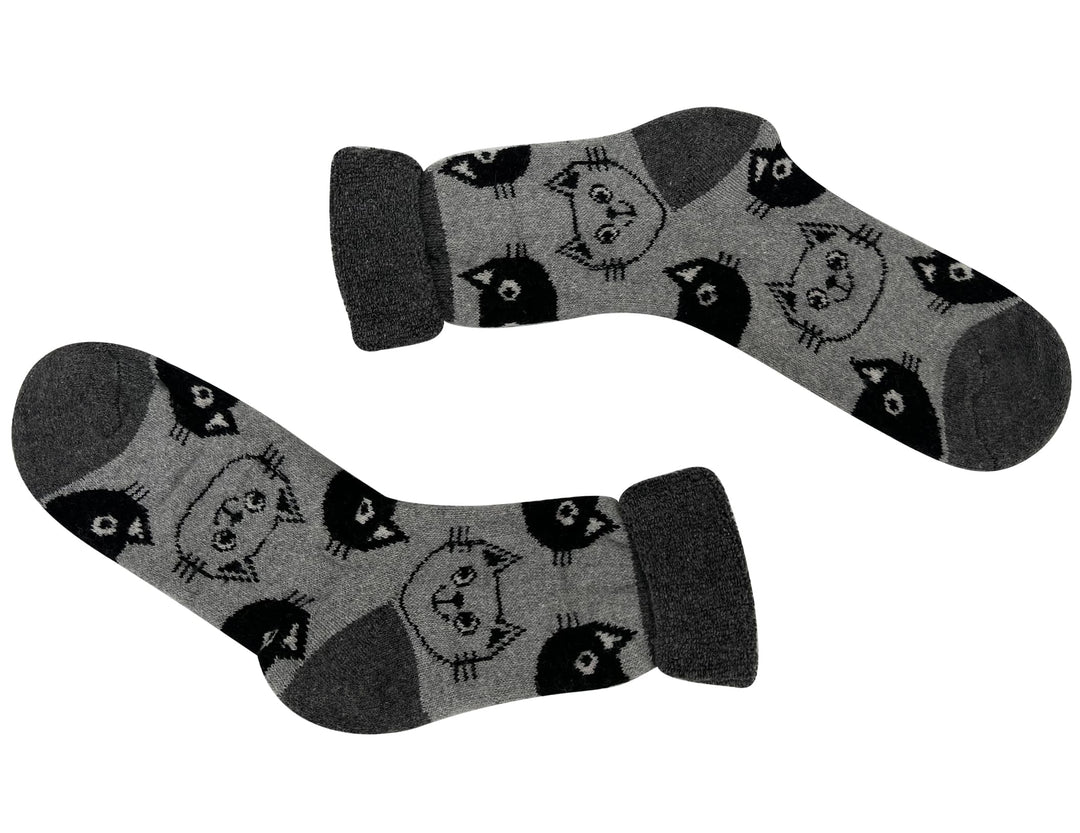 Women's woolen thermal socks Cats YZ30 4 pairs