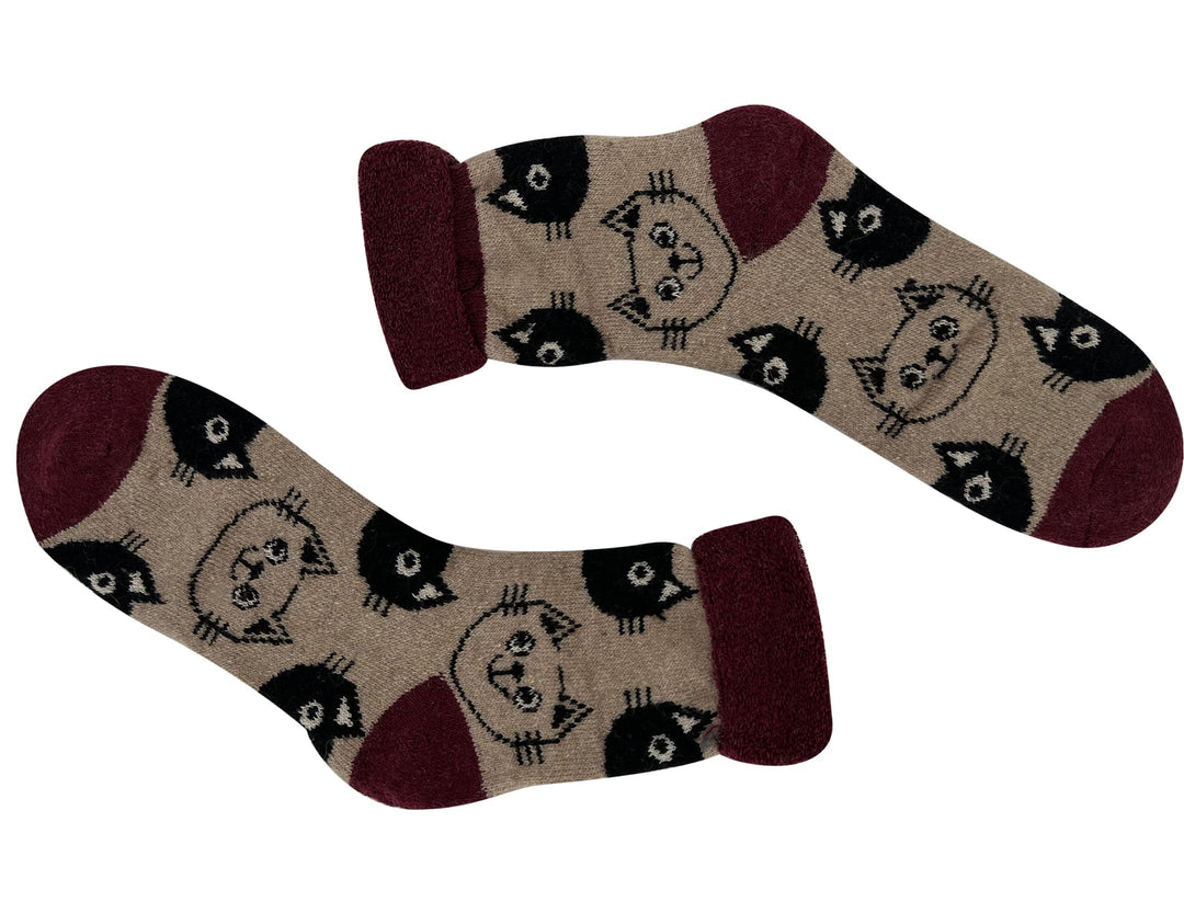 Women's woolen thermal socks Cats YZ30 4 pairs